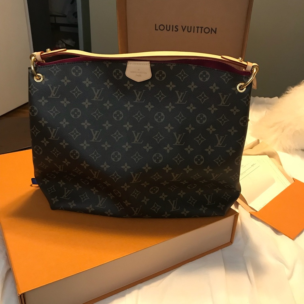 Louis Vuitton Graceful Monogram Pivoine Interior
